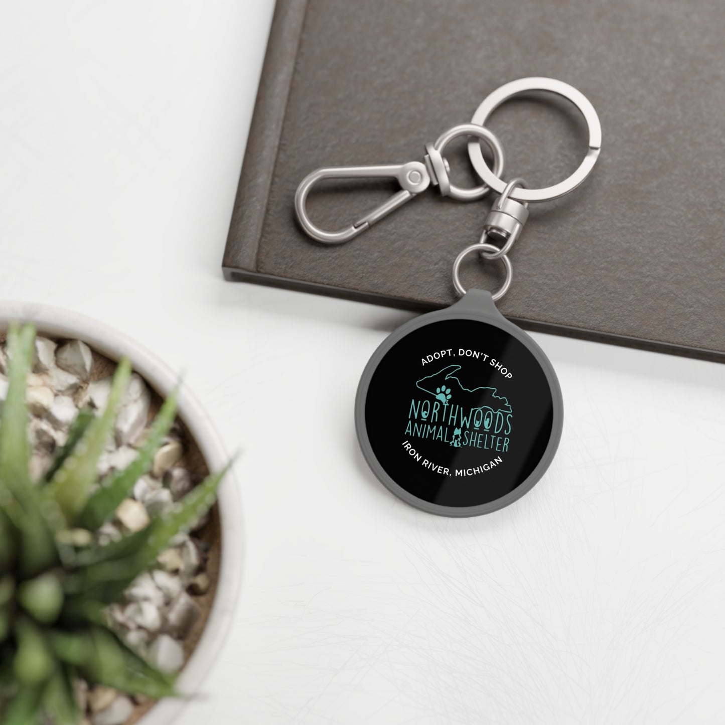 Northwoods Animal Shelter Round Keyring